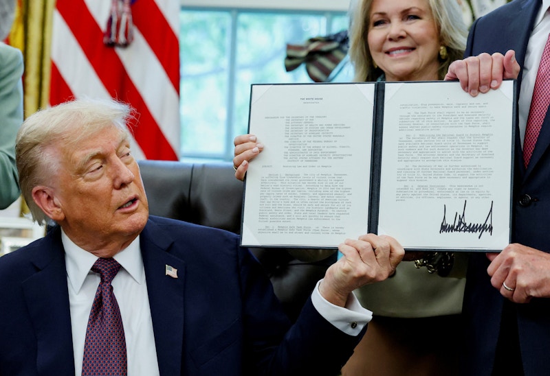 Pengadilan memutuskan Lisa Cook akan tetap menjabat, penasihat Trump Miran dikonfirmasi masuk dewan direksi